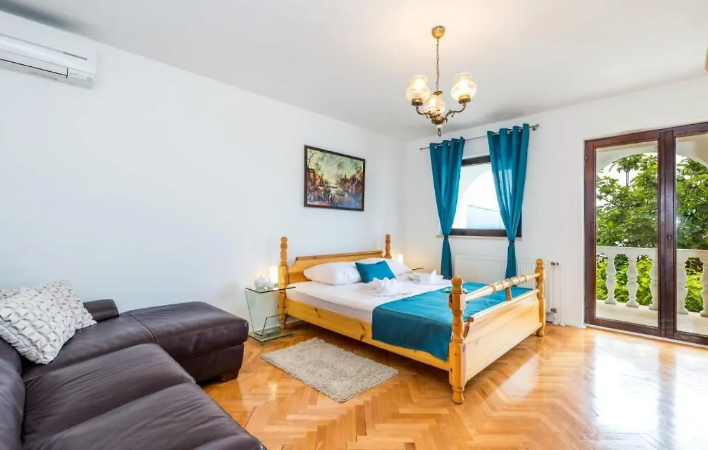 Vila Iris - Opatija By Villas Guide Breza 0*,