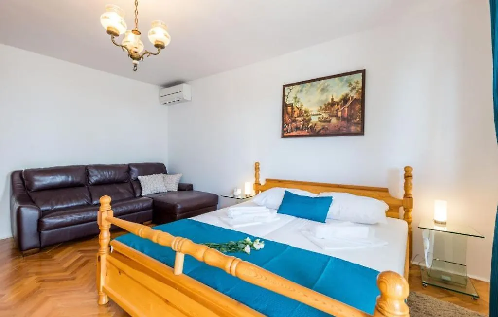 Vila Iris - Opatija By Villas Guide Breza Croatia